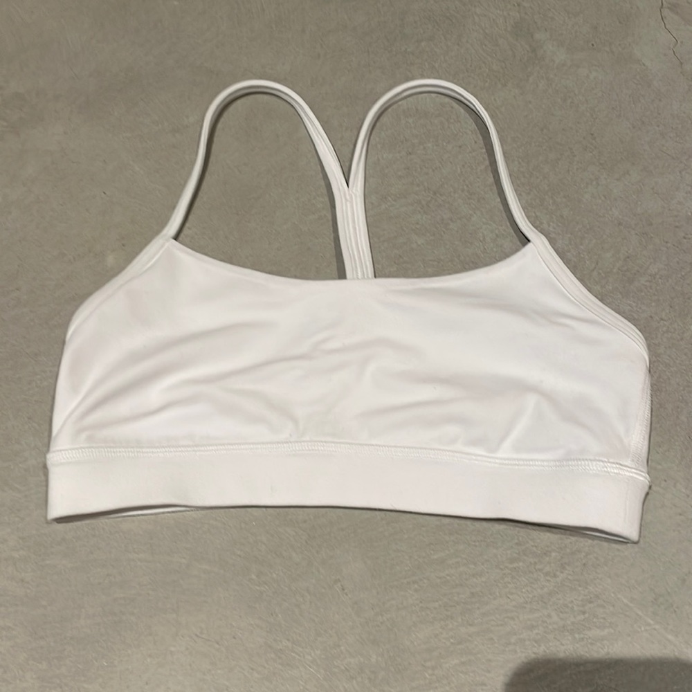 Lululemon Flow Y Nulu Bra